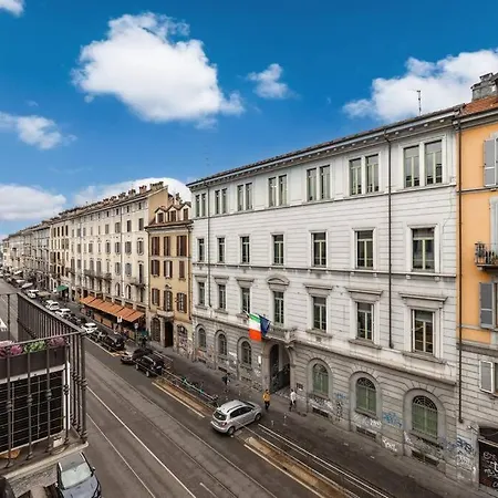 Navigli Ringhiera House Milán